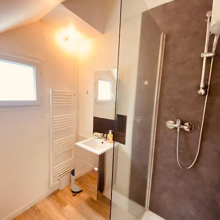 L'appartement Le Venuste Centre Apartment *
